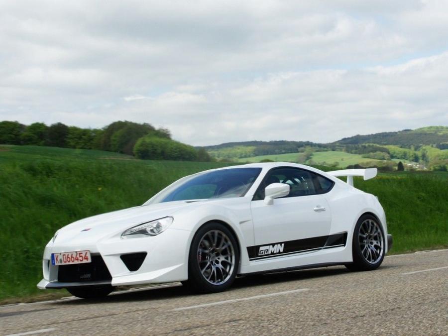  Toyota GT 86 Concept by Gazoo Racing 2012 года  (фото 10 из 21)